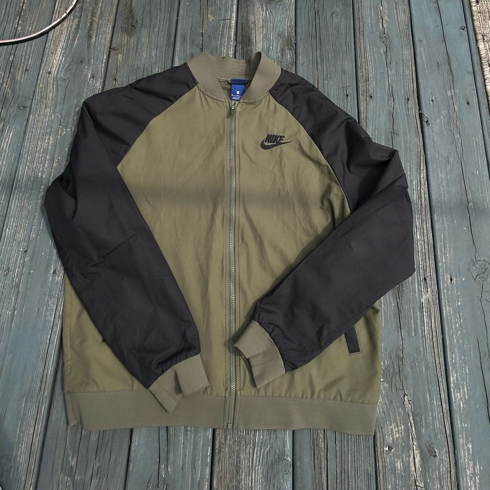 Nike Nylon zip up